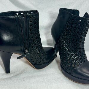 UGG Fatima Genuine Sheepskin Black Woven Platform Bootie